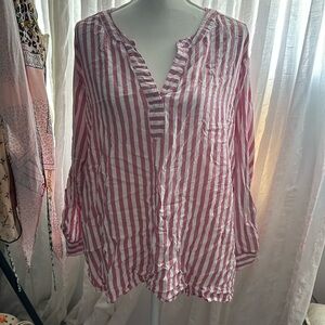 blouse with buttons in back